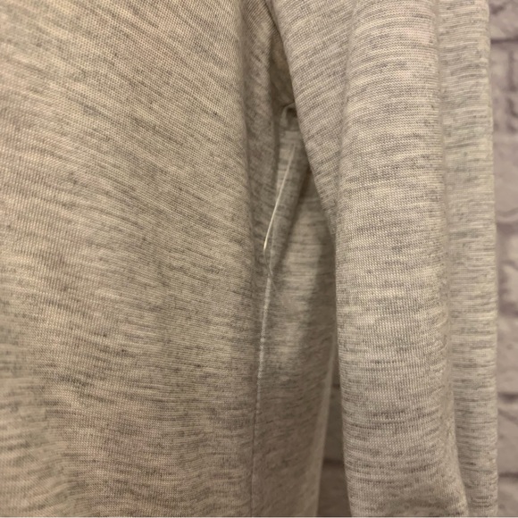 NWOT Athleta Long Sleeve Top in Heather Gray - Picture 9 of 10